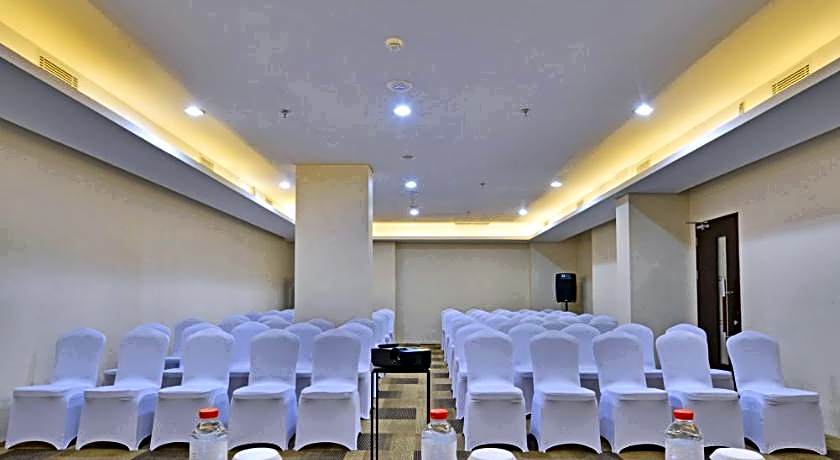 Whiz Prime Hotel Basuki Rahmat Malang