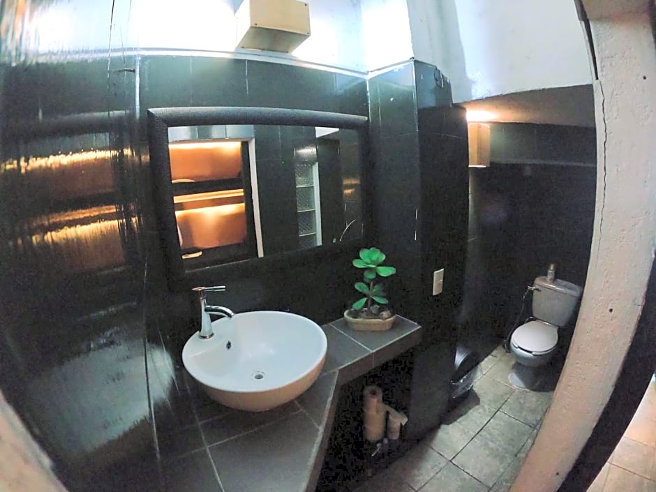 Jet's Gay Youth Hostel