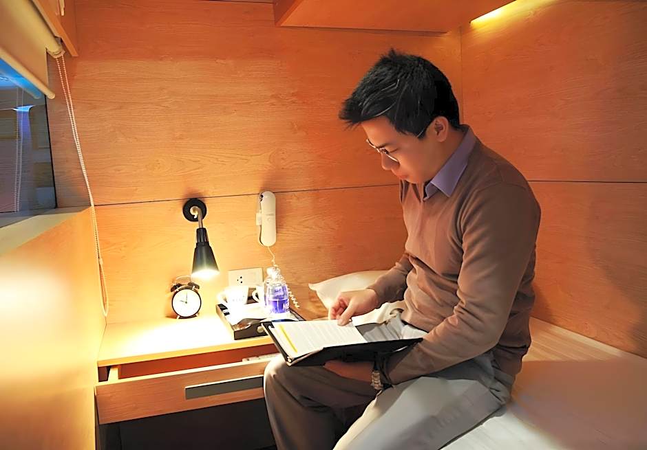 VATC Sleep Pod - Terminal 1