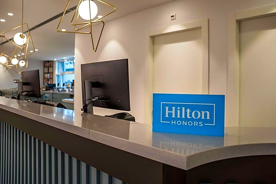 Hampton by Hilton Locarno