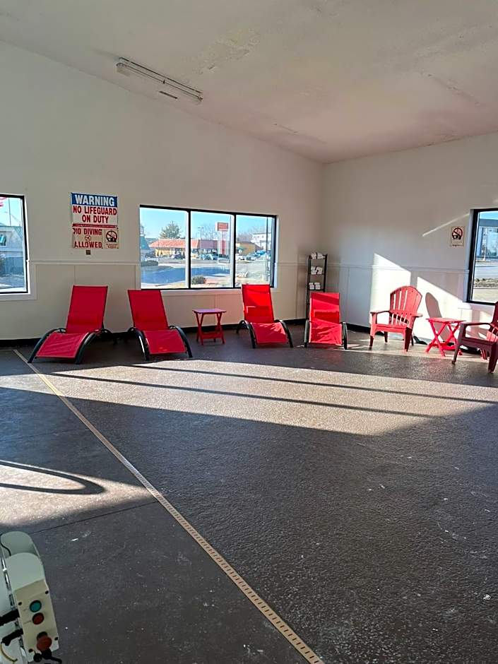 Ramada by Wyndham Cedar Rapids South