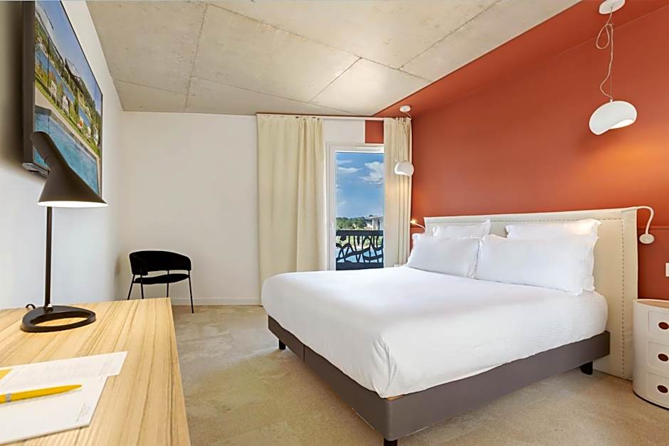 Golden Tulip Hotel & Rooftop Martigues Provence