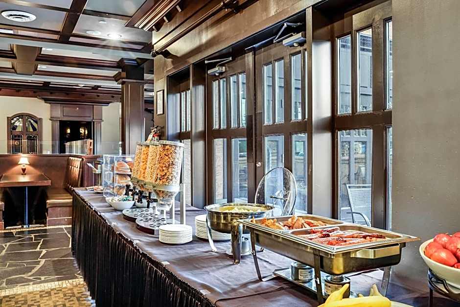 Days Inn & Suites by Wyndham West Edmonton