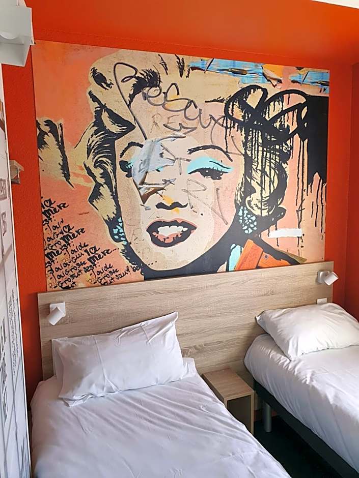 Kyriad Direct Orleans - Olivet - La Source