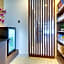 Holiday Inn Express & Suites Galesburg By IHG