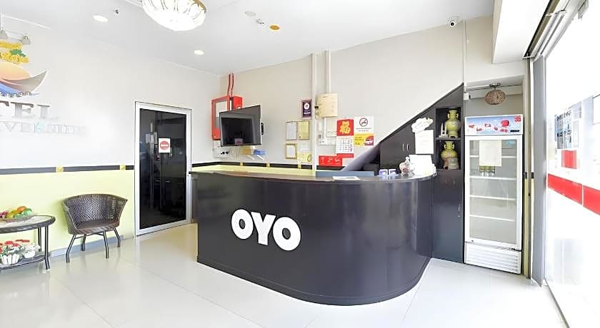 OYO 89588 Destiny Riverside Hotel