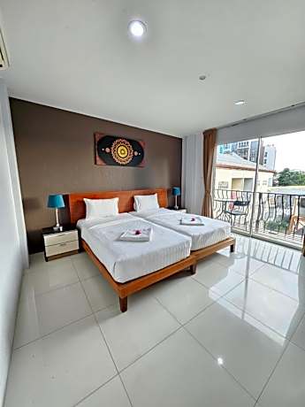 Twin Room with Balcony