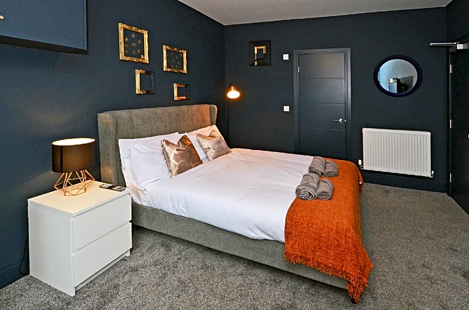 Townhouse PLUS @ London Road Stoke