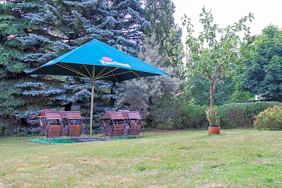 Penzion a Restaurace U Paseků