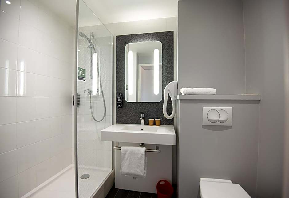 ibis Saint-Genis-Pouilly Geneve
