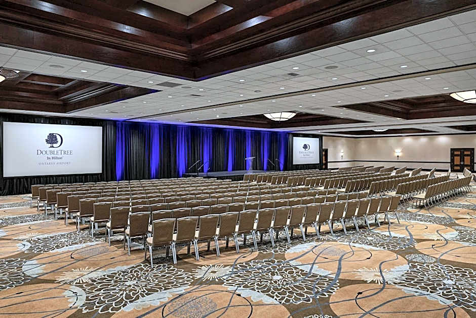 DoubleTree By Hilton Hotel Ontario Airport
