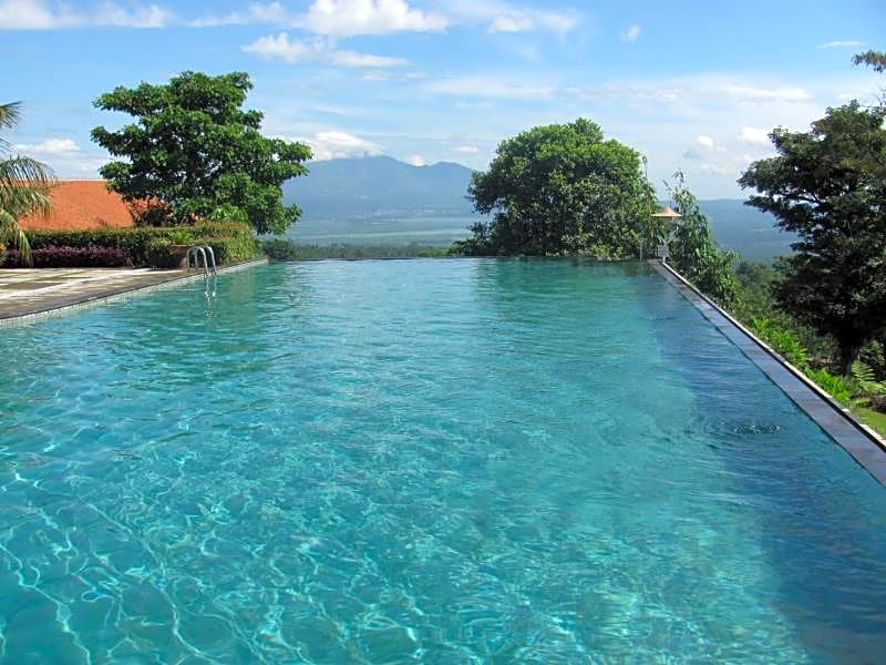 d'Emmerick Salib Putih Hotel Salatiga