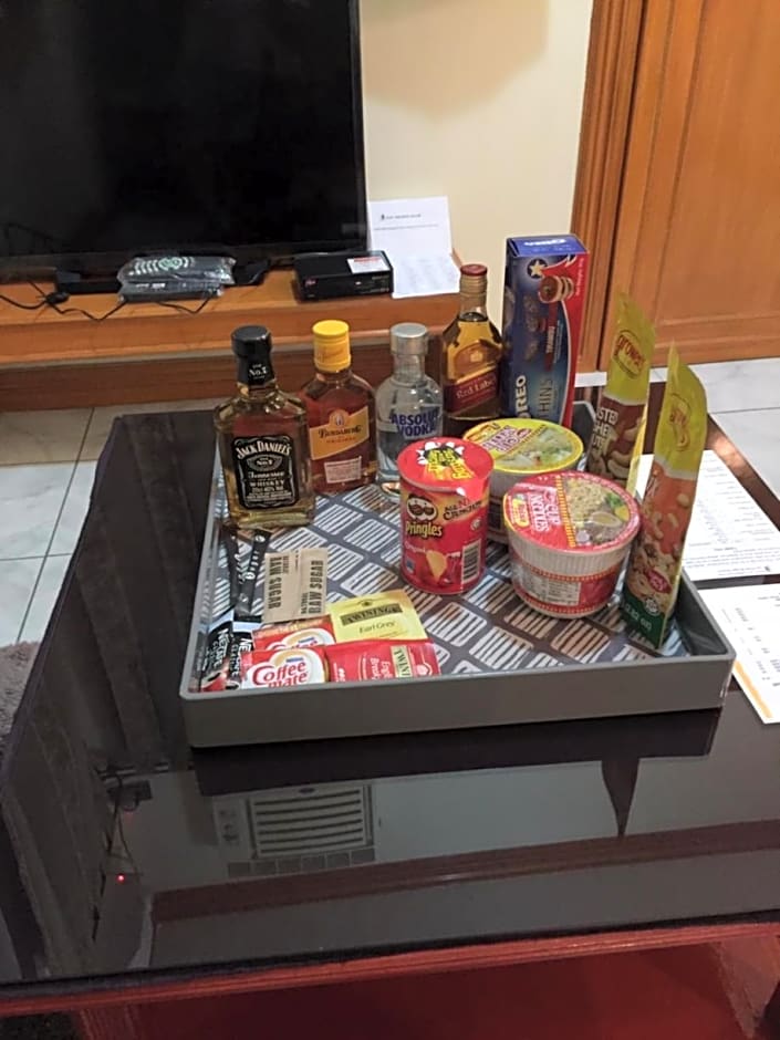 Las Pinas Serviced Apartment