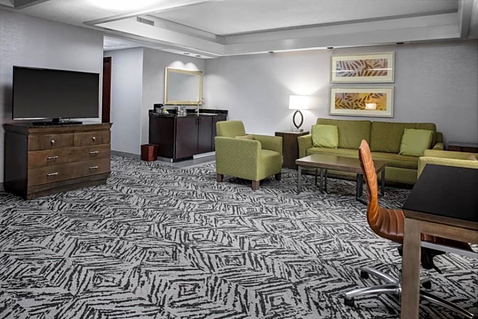 DoubleTree by Hilton Hotel & Executive Meeting Center Omaha-Downtown