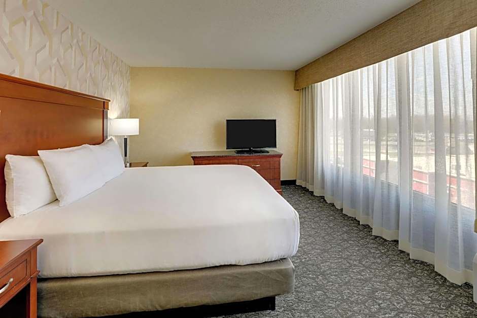 Drury Inn & Suites Marion