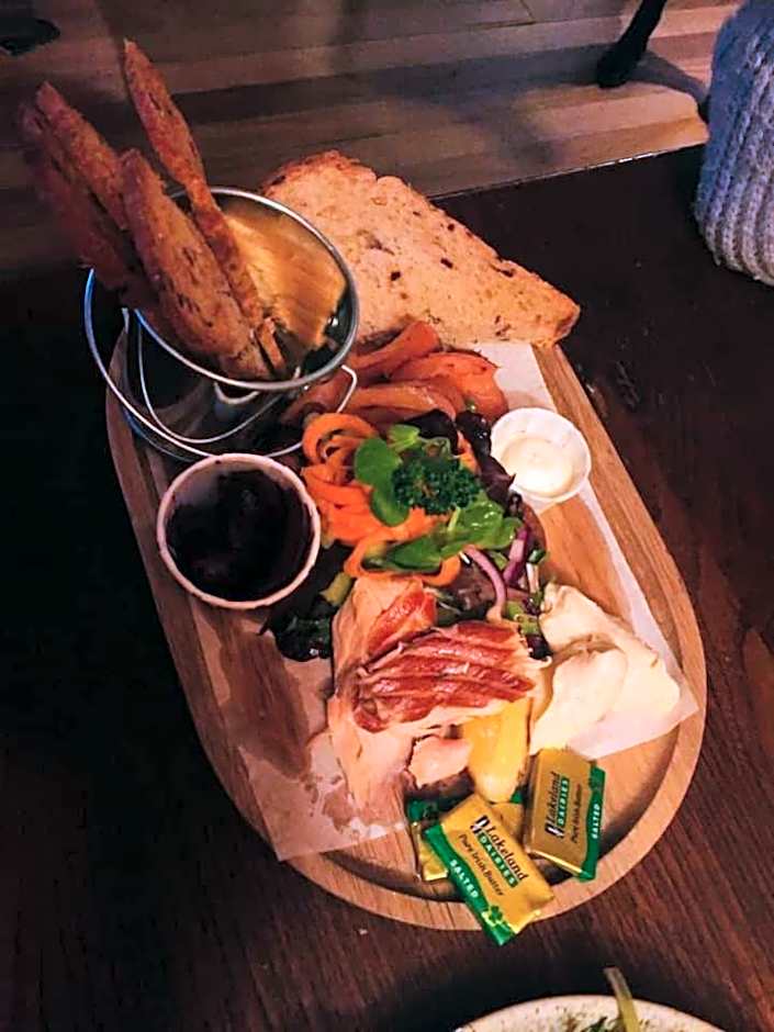 The Cross Keys in Kippen