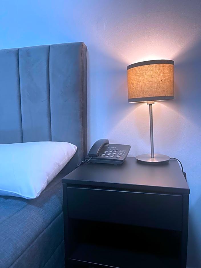 City West Motel