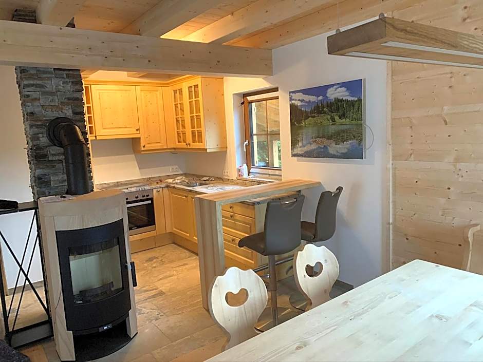 Almhaus & Almchalet Flattnitz