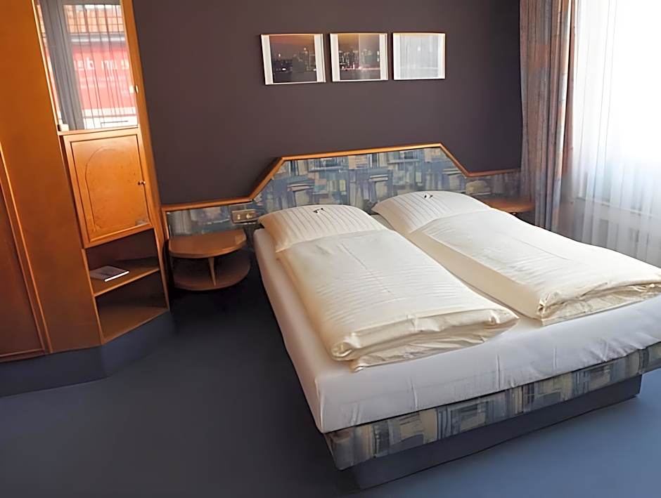 Hotel & Restaurant Knote