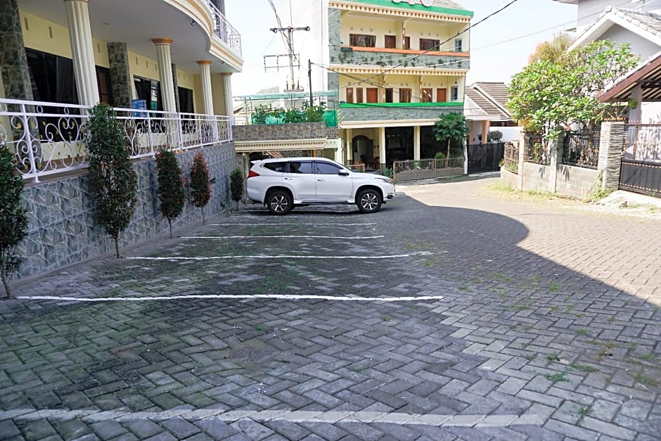 Griya Imafa Inn RedPartner near Jatim Park 2