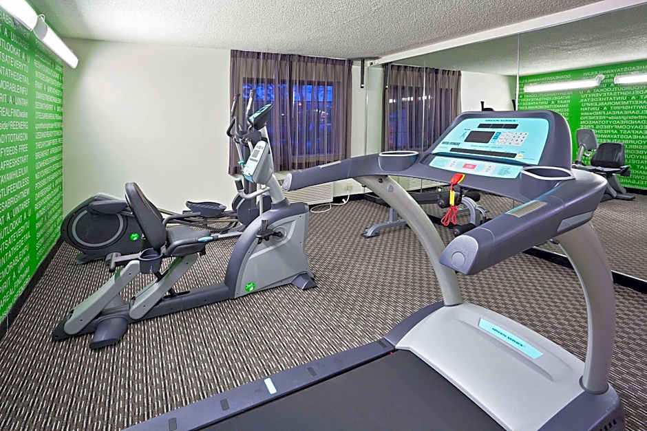 La Quinta Inn & Suites by Wyndham Cleveland Macedonia