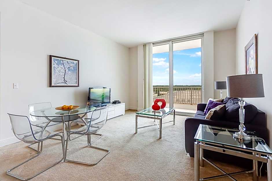 Dadeland Towers by Miami Vacations