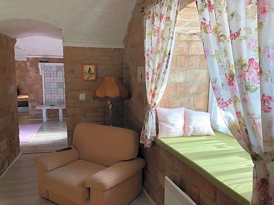 Kakukkfu Barlang-Vendeghaz