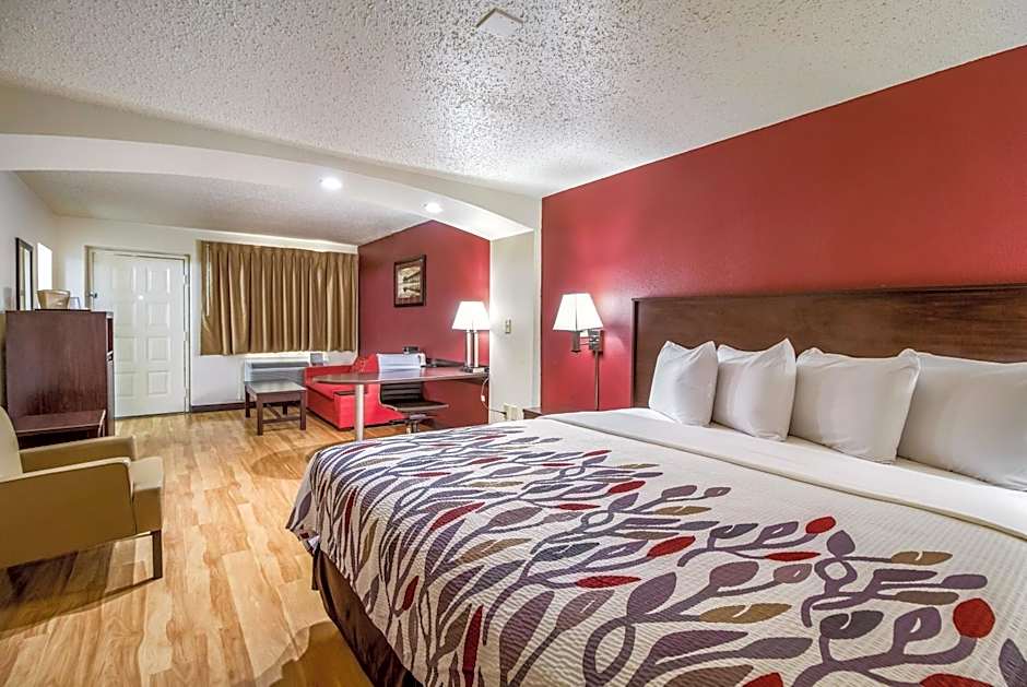 Red Roof Inn Houston East - I-10