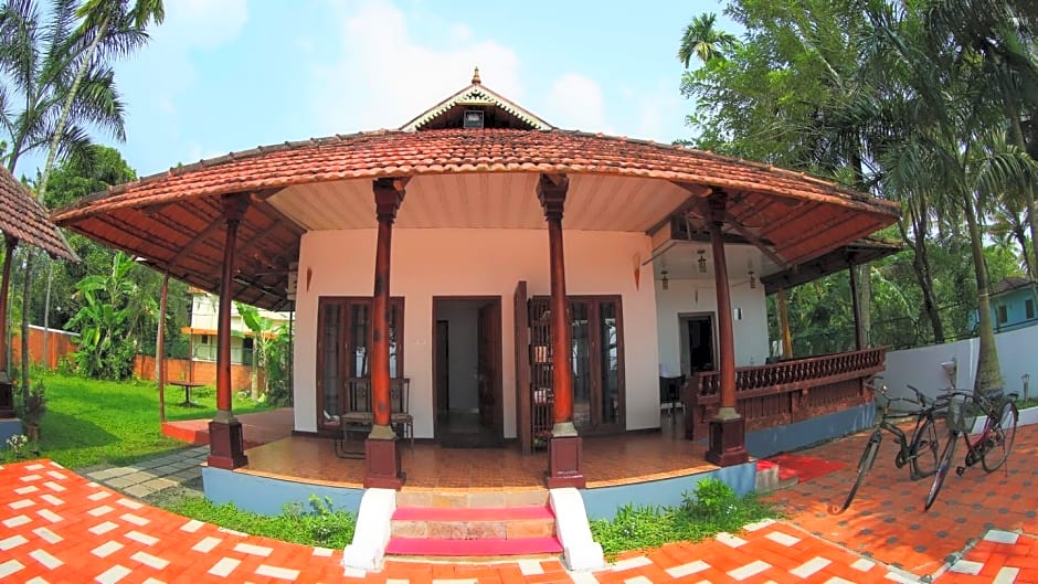 Saro Lake County Hotel