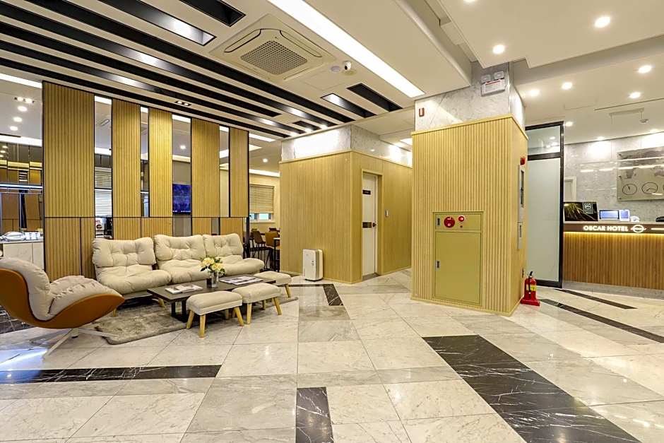 Hotel Oscar Seomunmarket