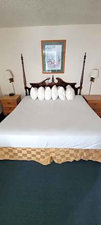 King Room with Spa Bath