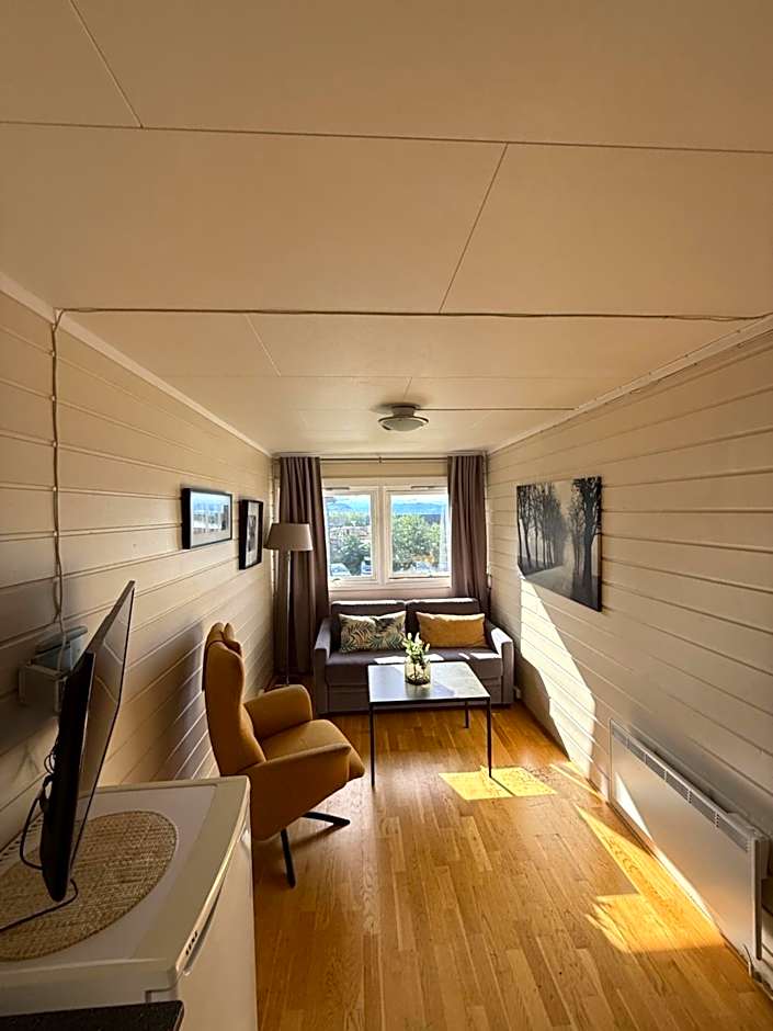 Sandmoen Bed & Breakfast, Free Parking