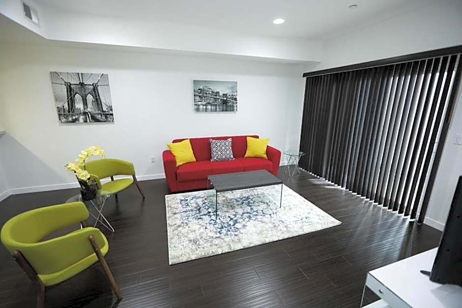 Downtown Cosmopolitan Residences