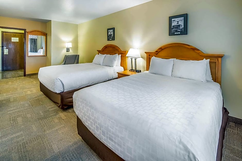Clarion Hotel & Suites Fairbanks near Ft. Wainwright