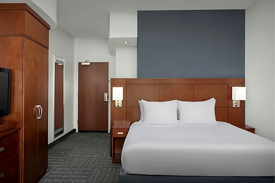 Courtyard by Marriott Salisbury