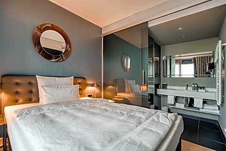 Metropolitan Suite