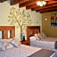 HOTEL ANA CATALINA & SUITES