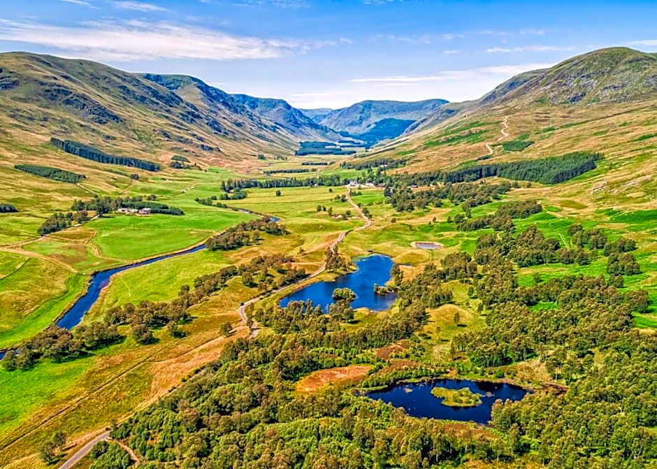 Glen Clova Lodges