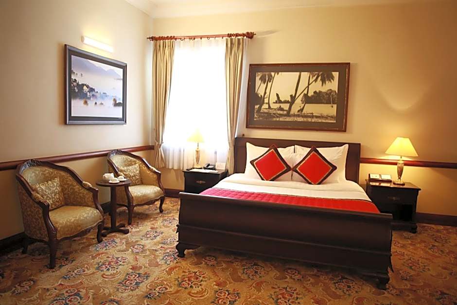 Photo 1 of 9 of Presidential Suite