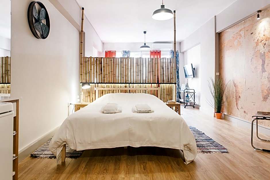toStay-Unique apartment hotel in Athens center!