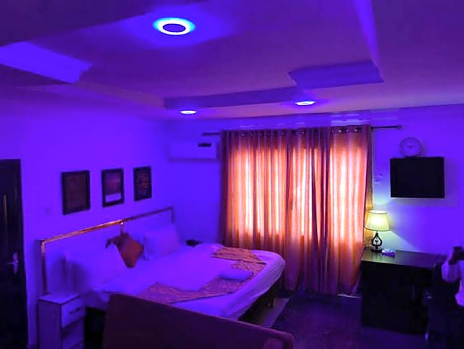 Airport Budget Hotel – Lagos, NY