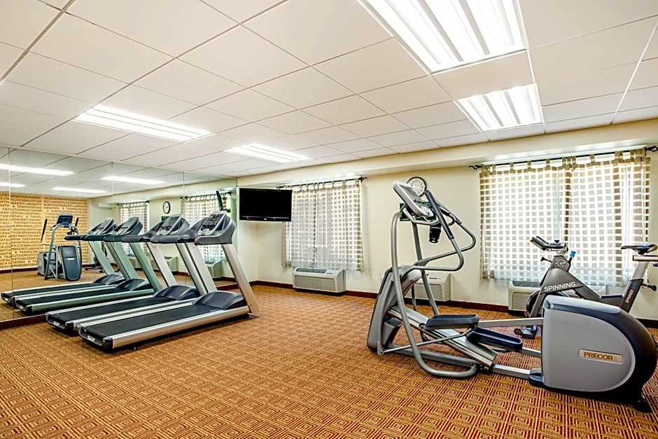 La Quinta Inn & Suites by Wyndham Danbury