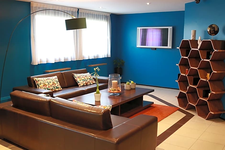 Orly Superior Hotel