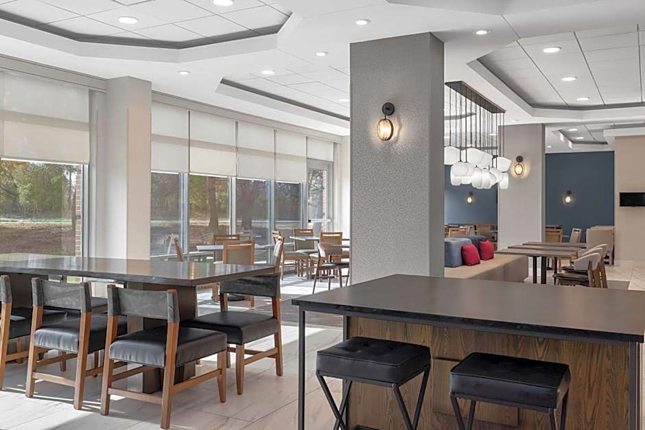 Hampton Inn & Suites Downers Grove Chicago