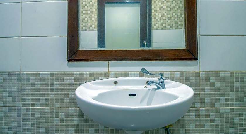 Flagship 2688 Guntur Hotel