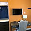 Annapolis Royal Inn & Suites