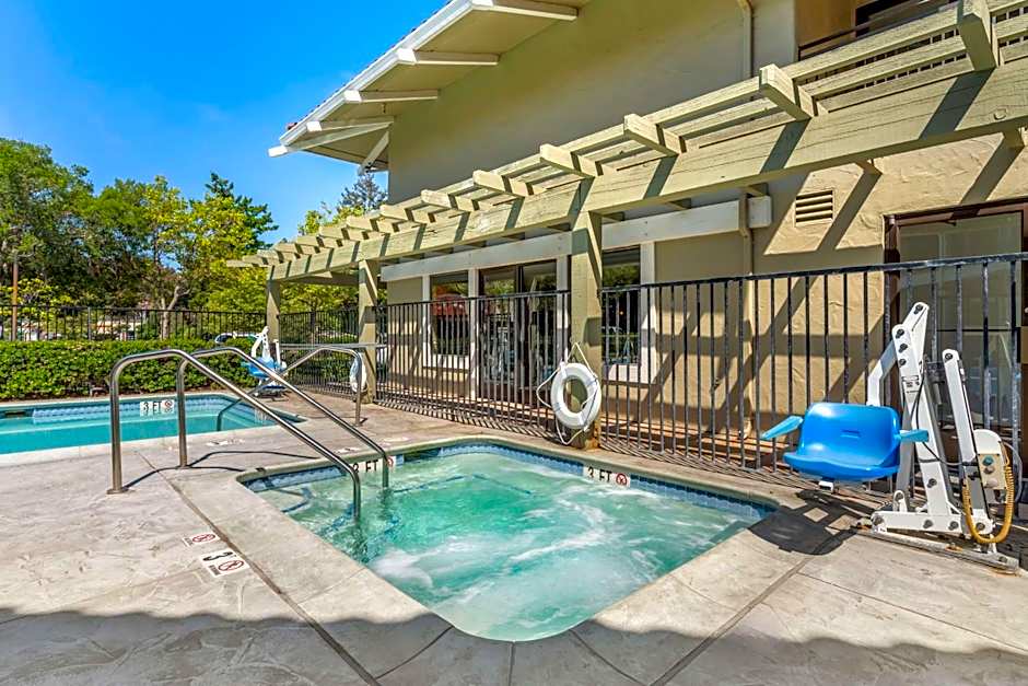Best Western Plus Inn Scotts Valley