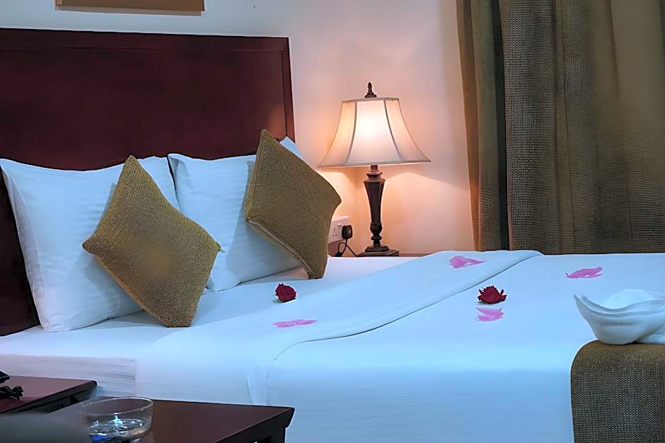 ONYX HOTEL APARTMENTS