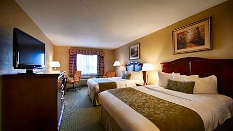 Queen Room with Two Queen Beds - Non-Smoking