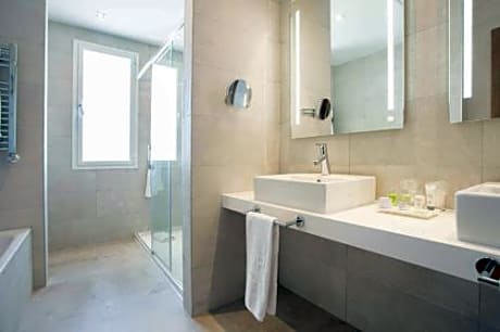 Single Room with Terrace